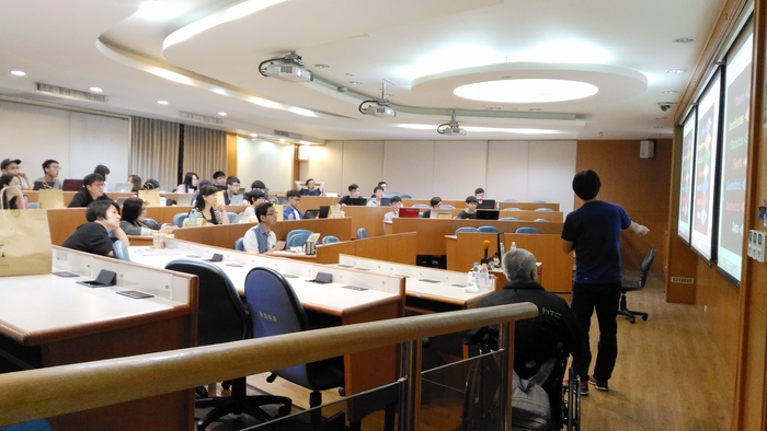 107/04/20(五)  統計分析工作坊：利用視覺化工具探索資料關係圖片