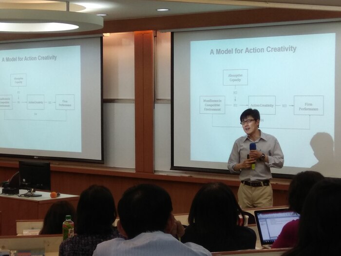 106/06/16(五) Prof. Wenpin Tsai (The Pennsylvania State University): Extending Competitive Dynamics Research: Micro and Macro Integration圖片