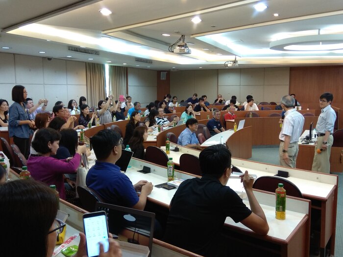 106/06/16(五) Prof. Wenpin Tsai (The Pennsylvania State University): Extending Competitive Dynamics Research: Micro and Macro Integration圖片