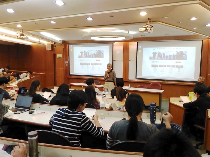 106/11/23、12/14 管院大數據分析資源暨平台使用說明會圖片