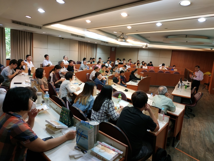 107/11/08/ (四) 物聯網，區塊鍊與教育機器人之實務應用經驗分享图片